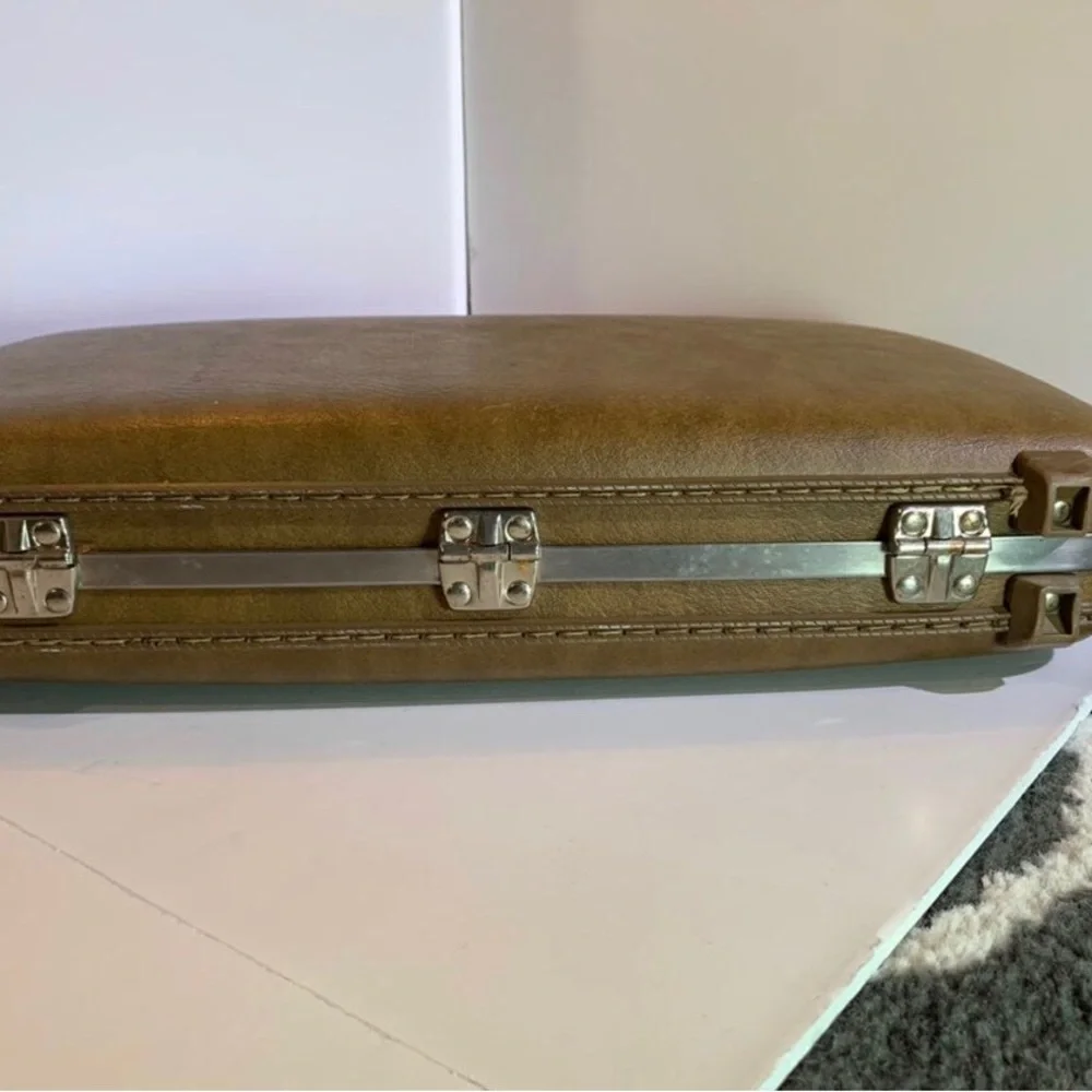Vintage American Tourister Escort Model Briefcase